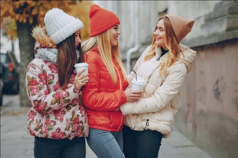 three-girls-laughing
