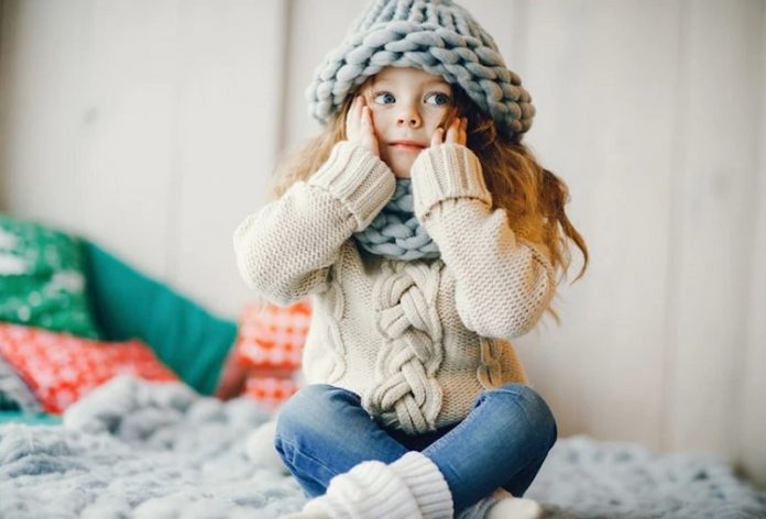 girl knitted scarf