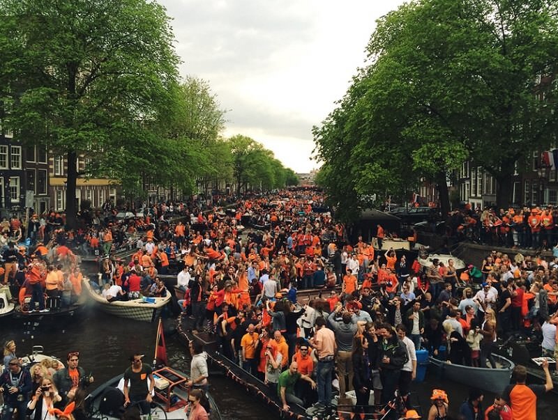 Kings-Day-Celebrations-in-Amsterdam